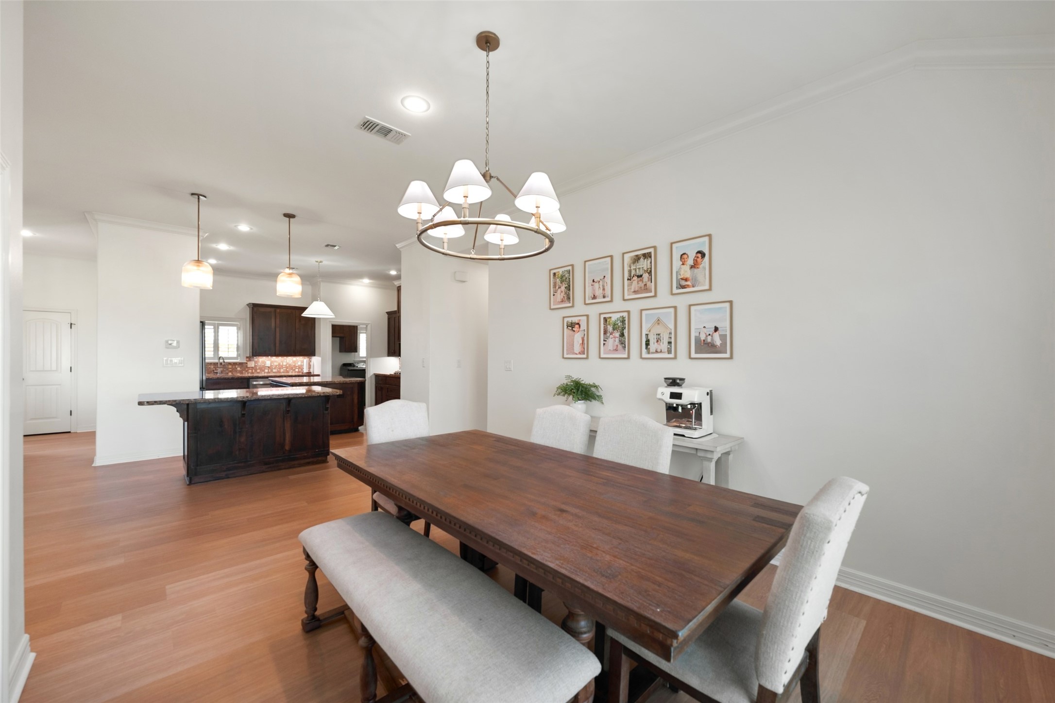  135 Wellspring Boulevard - 物件實景