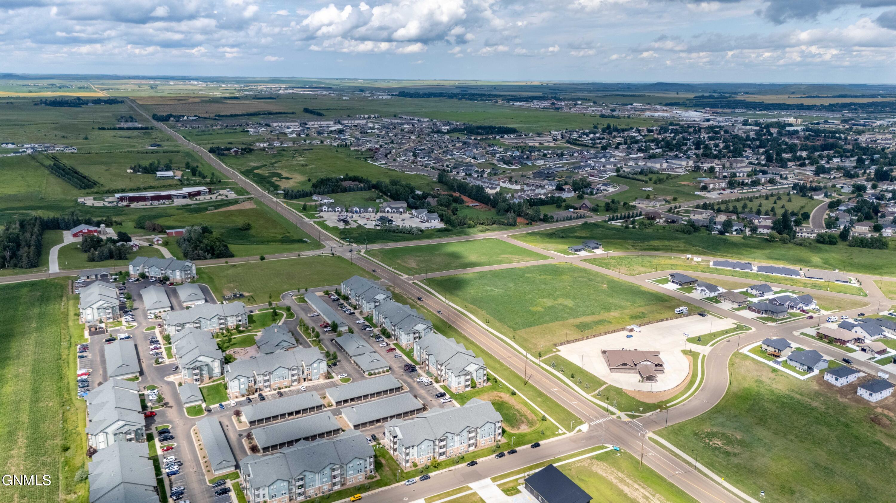 Dickinson, North Dakota, 58601, United States, ,Land,For Sale,1978348