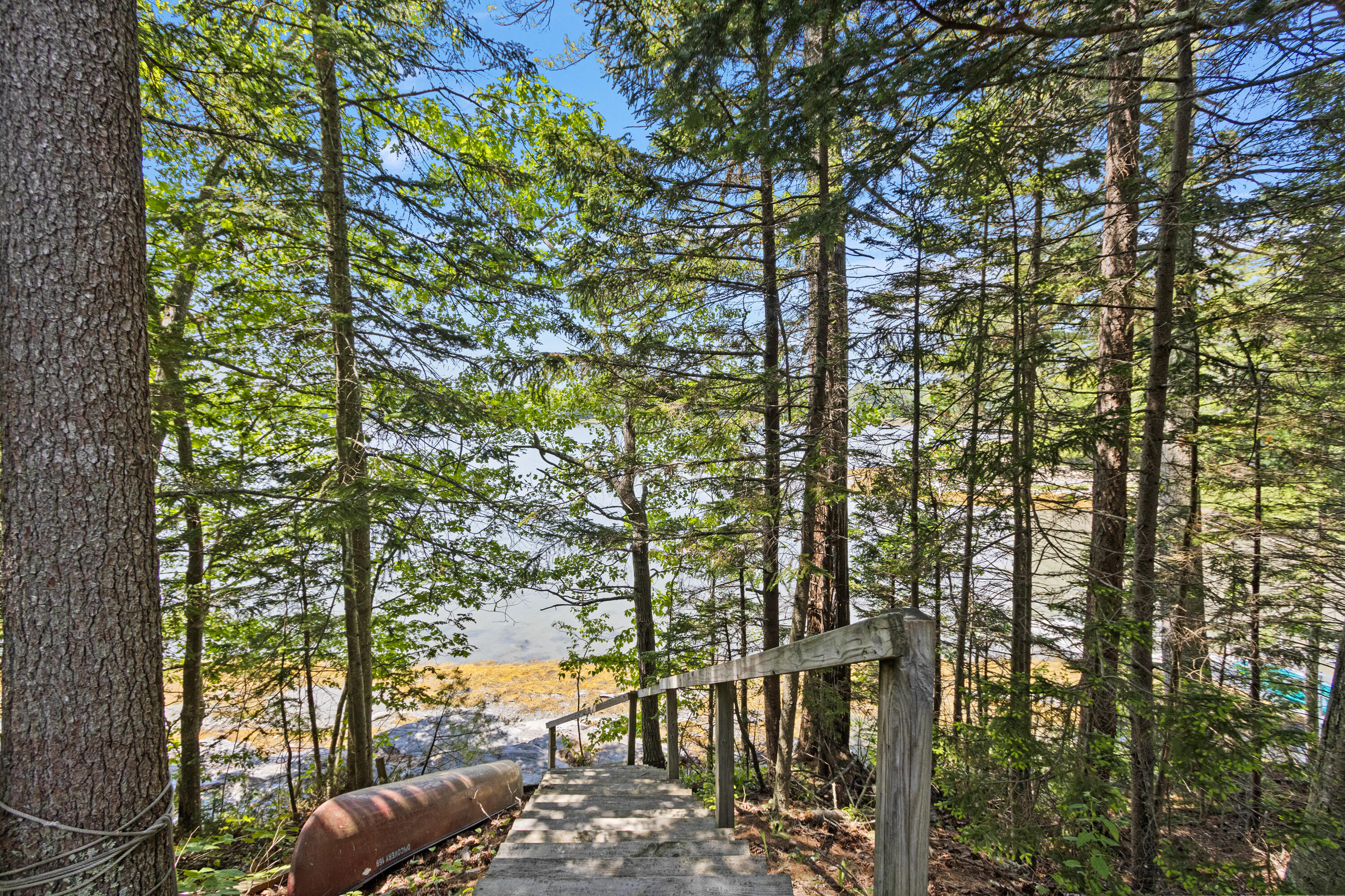 Freeport, Maine, 04032, United States, 2 Bedrooms Bedrooms, ,2 BathroomsBathrooms,Residential,For Sale,1917766