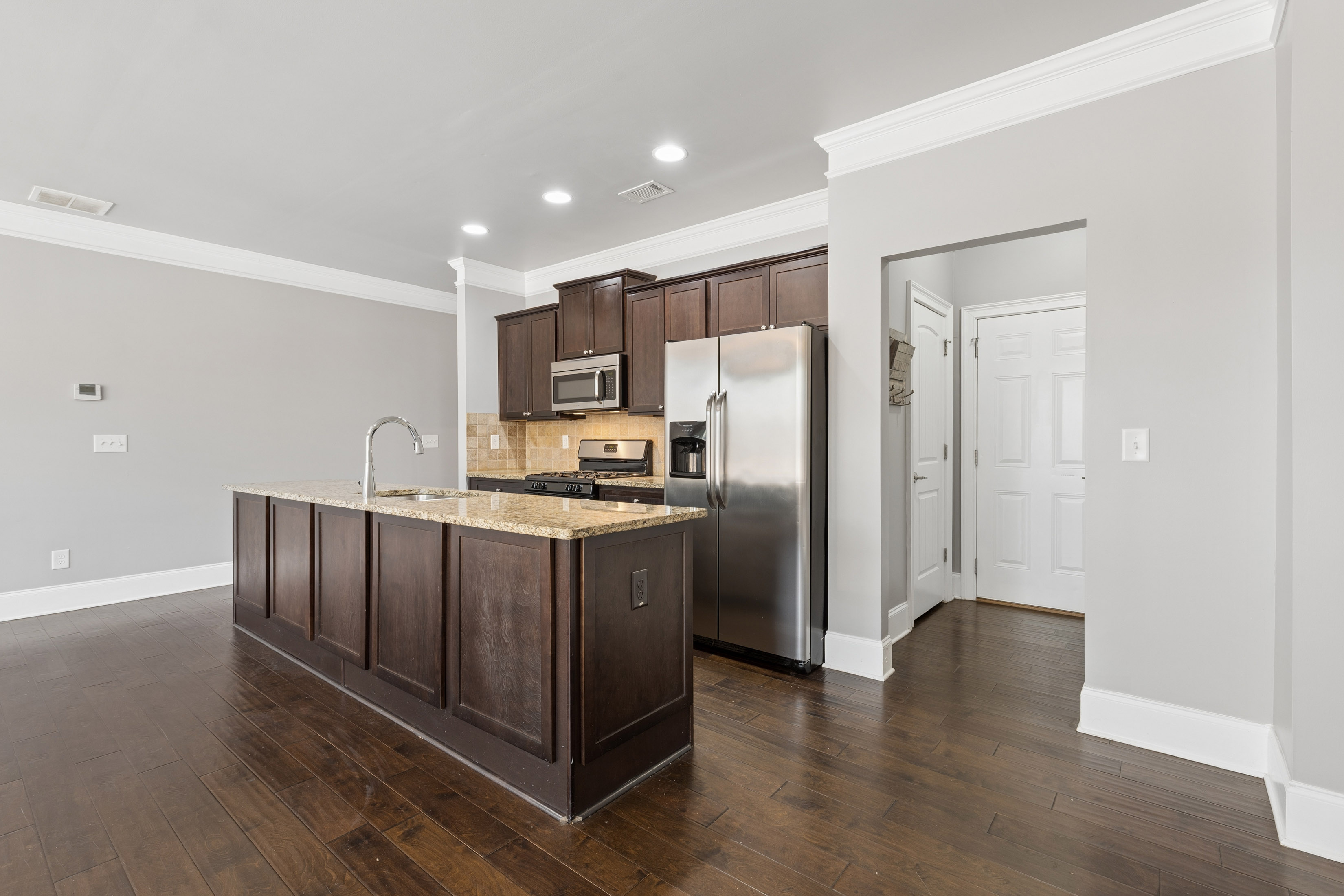  Beautiful Townhome in Fantastic Decatur Location - 物件實景