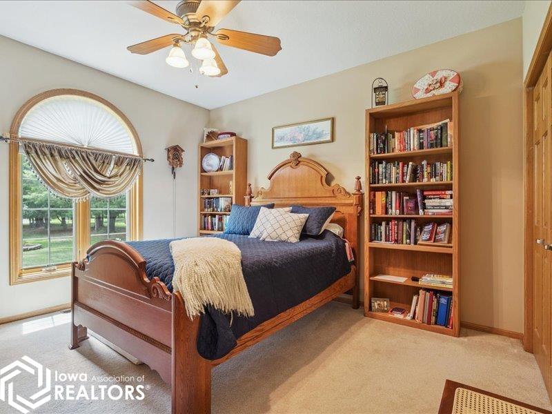 West Burlington, Iowa, 52655, United States, 4 Bedrooms Bedrooms, ,4 BathroomsBathrooms,Residential,For Sale,1982089