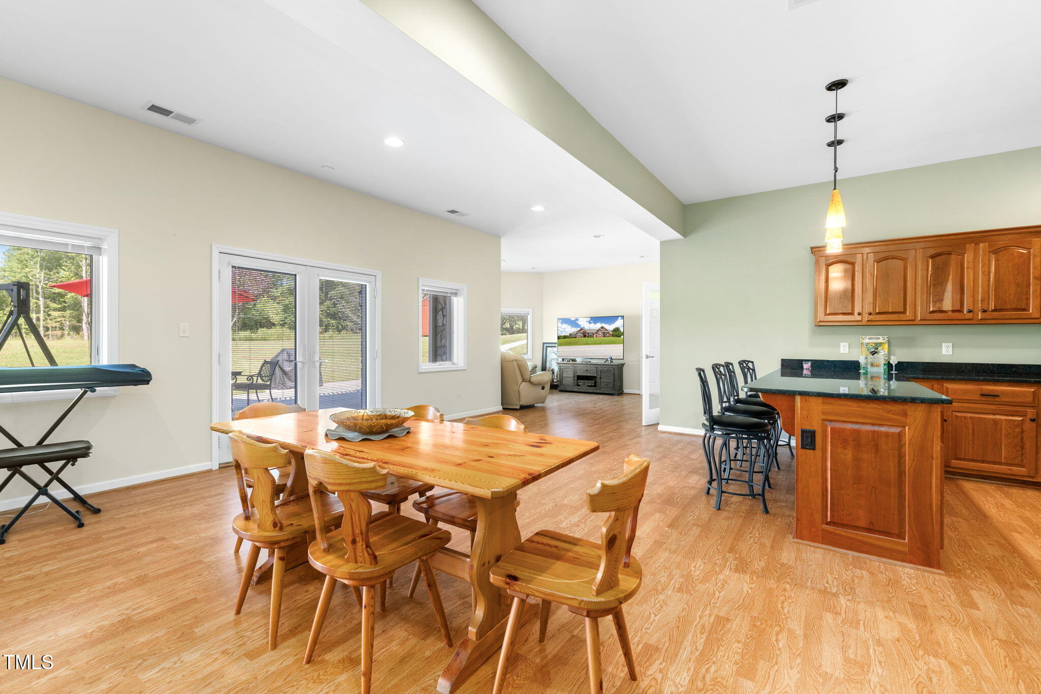 South Hill, Virginia, 23917, United States, 6 Bedrooms Bedrooms, ,5 BathroomsBathrooms,Residential,For Sale,1940439