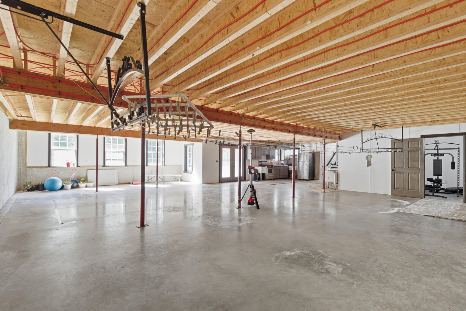 Nashville, Michigan, 49073, United States, 8 Bedrooms Bedrooms, ,3 BathroomsBathrooms,Residential,For Sale,1983541