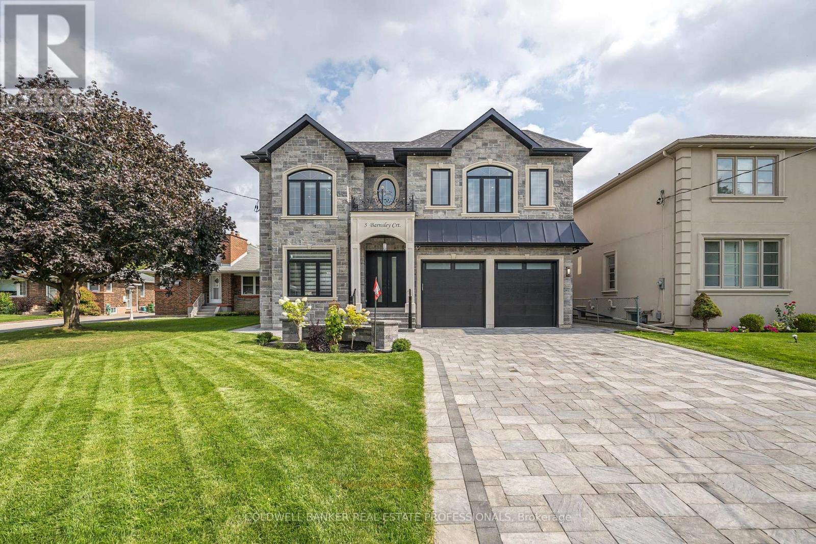 TORONTO (WEXFORD-MARYVALE), Ontario, M1R 3X4, CA, 8 Bedrooms Bedrooms, ,7 BathroomsBathrooms,Residential,For Sale,1951163