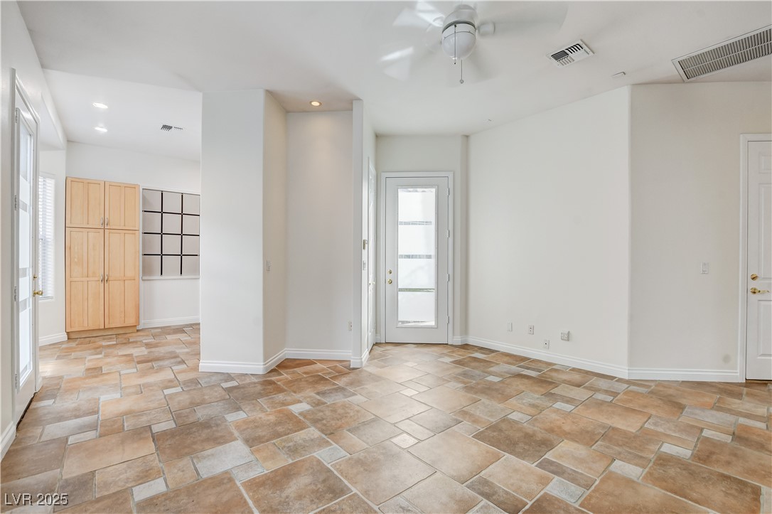 Henderson, Nevada, 89052, United States, 5 Bedrooms Bedrooms, ,4 BathroomsBathrooms,Residential,For Sale,1989374