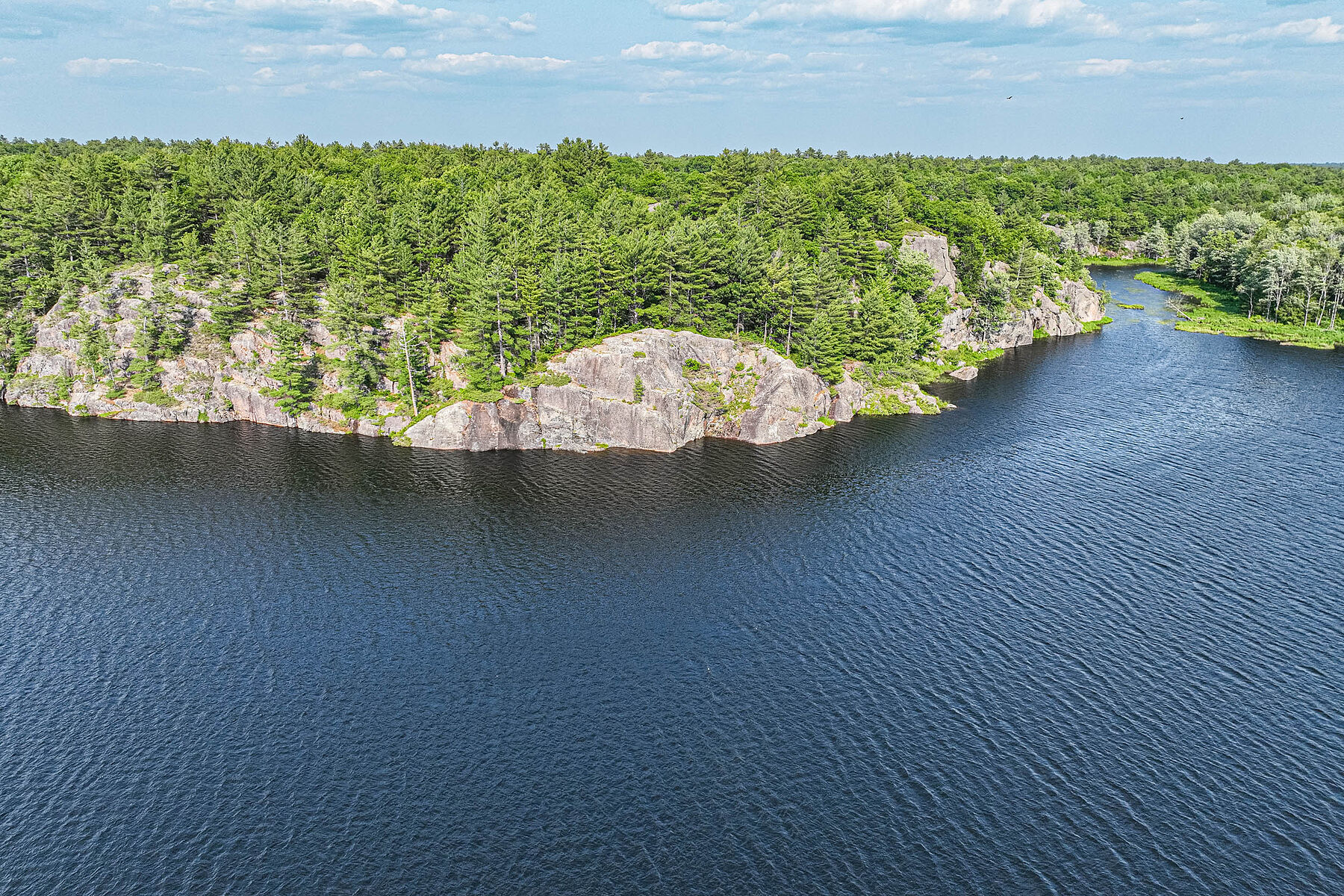  Kahshe Lake Legacy Lands - 物件實景