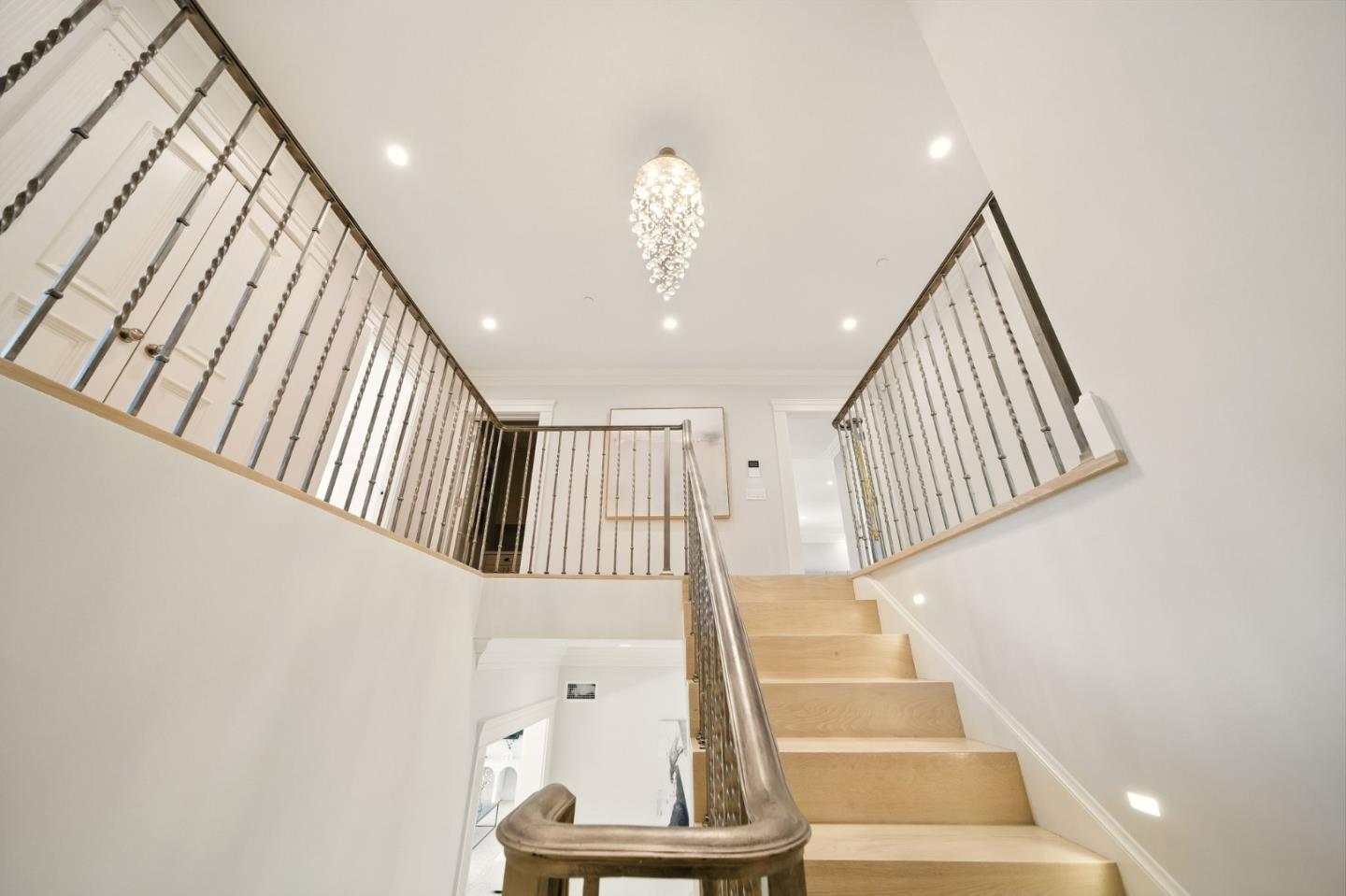 San Mateo, California, 94402, United States, 4 Bedrooms Bedrooms, ,6 BathroomsBathrooms,Residential,For Sale,1836989