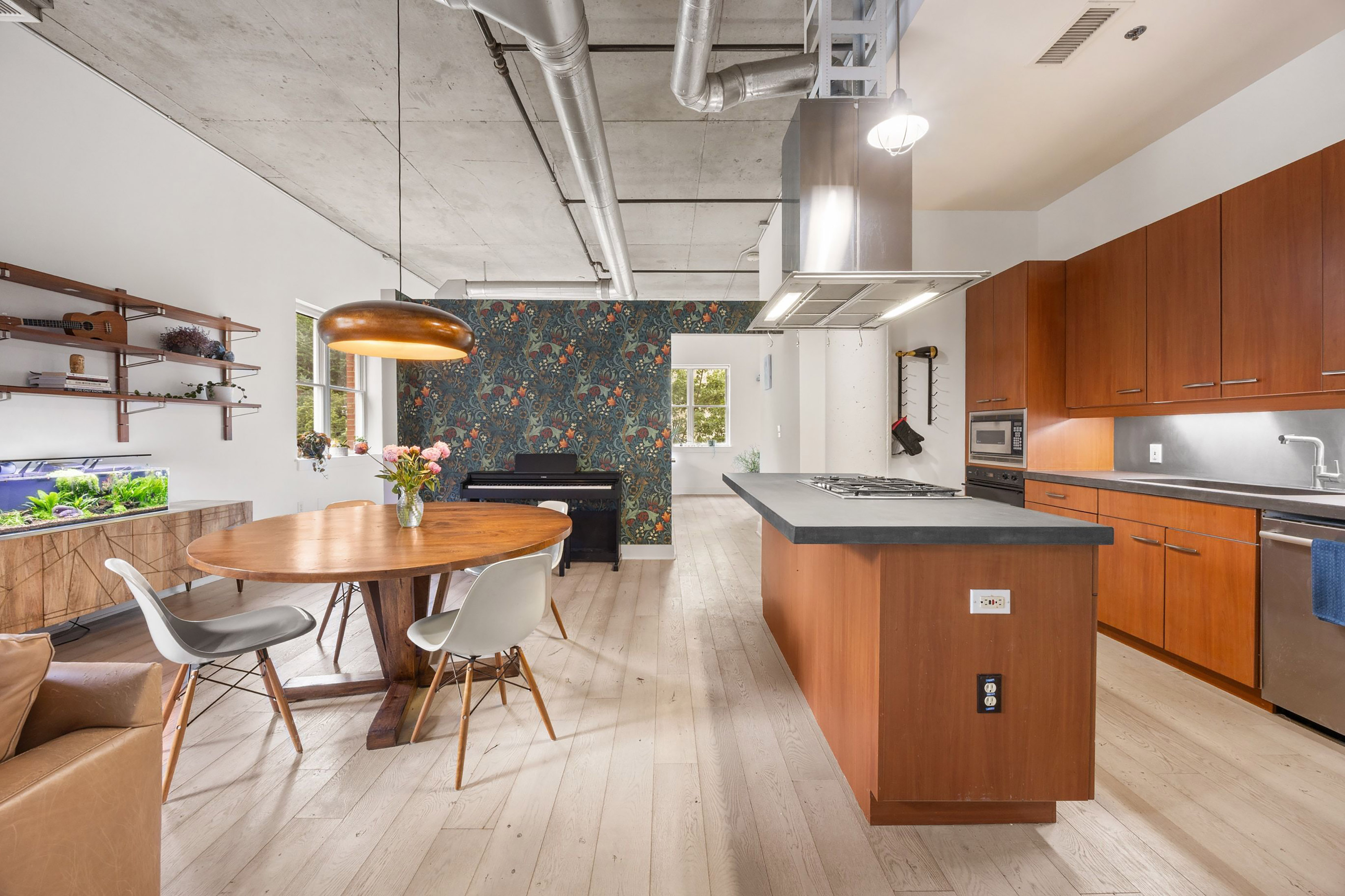  Easy Living Near the Beltine - 物件實景