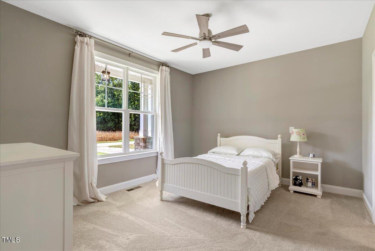 Louisburg, North Carolina, 27549, United States, 4 Bedrooms Bedrooms, ,4 BathroomsBathrooms,Residential,For Sale,1933291