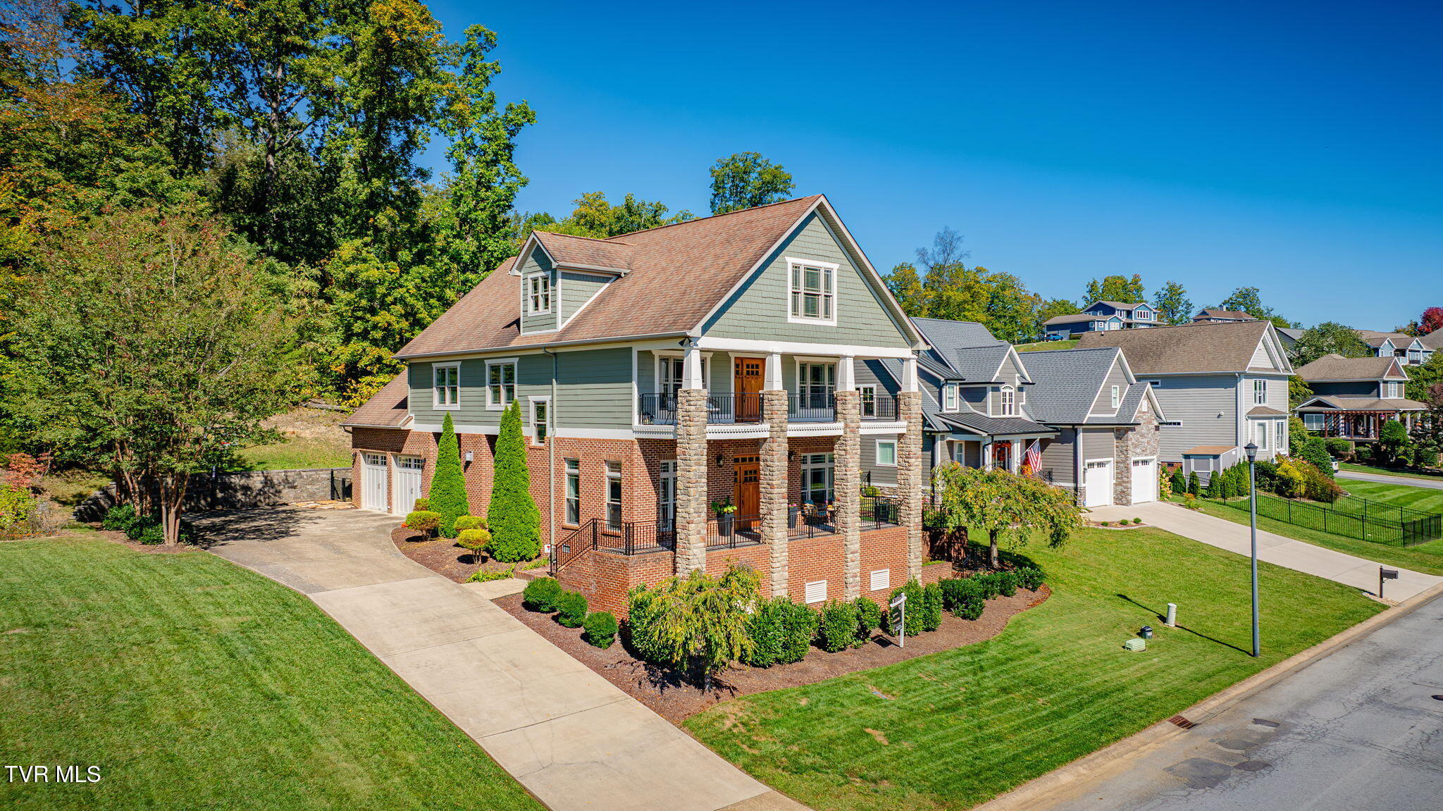 Kingsport, Tennessee, 37664, United States, 5 Bedrooms Bedrooms, ,5 BathroomsBathrooms,Residential,For Sale,1982177