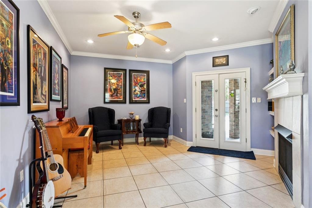 Harvey, Louisiana, 70058, United States, 4 Bedrooms Bedrooms, ,4 BathroomsBathrooms,Residential,For Sale,1919980