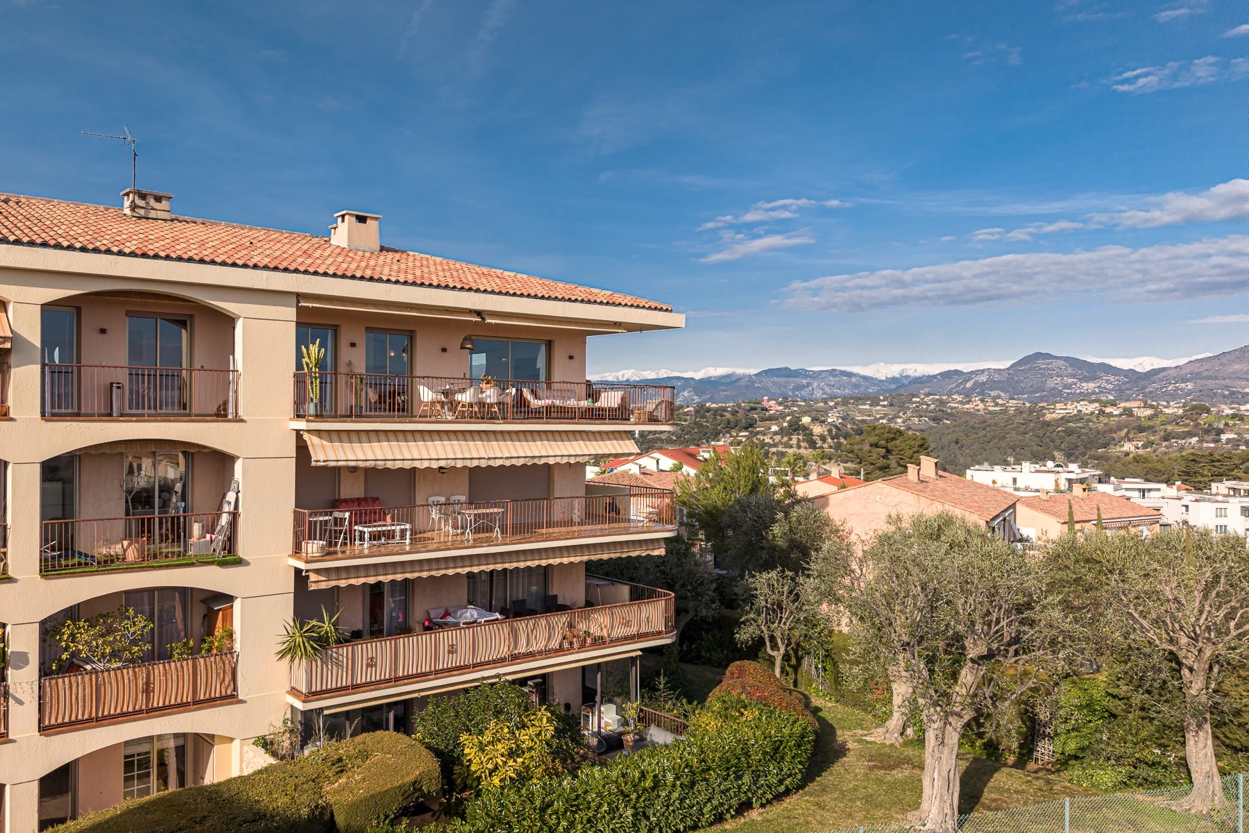  Exceptional apartment in Fabron Nice, top floor with sea view and 70 m² terrace - 物件實景