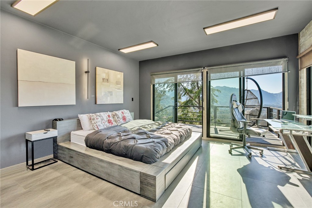 Calabasas, California, 91302, United States, 5 Bedrooms Bedrooms, ,3 BathroomsBathrooms,Residential,For Sale,1742769
