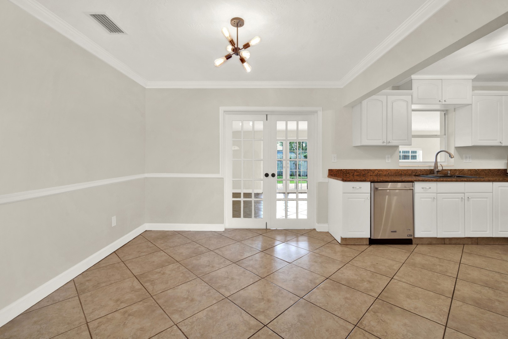 Palmetto Bay, Florida, 33157, United States, 4 Bedrooms Bedrooms, ,3 BathroomsBathrooms,Residential,For Sale,1860660
