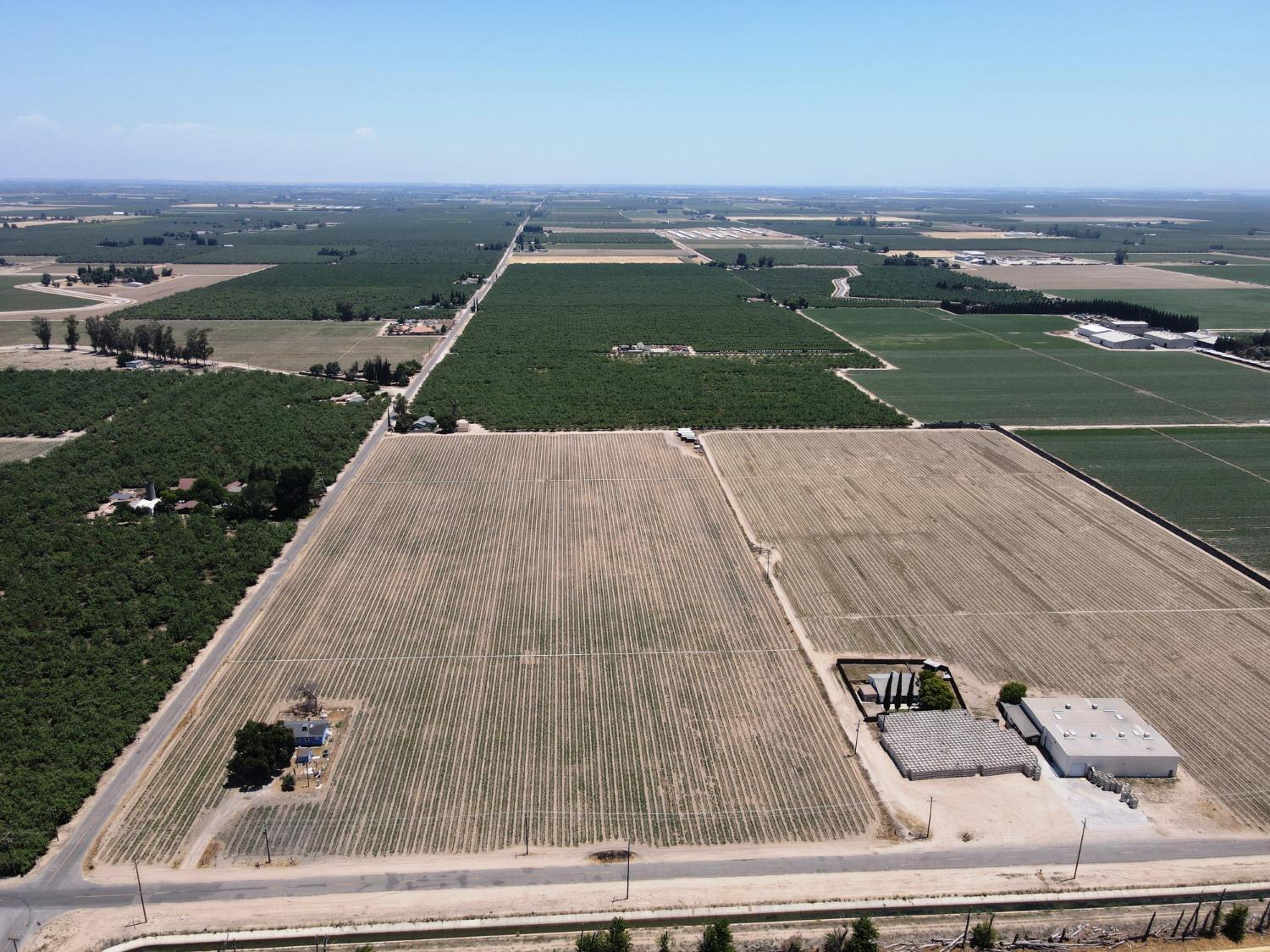 Livingston, California, 95334, United States, 2 Bedrooms Bedrooms, ,2 BathroomsBathrooms,Residential,For Sale,1982805