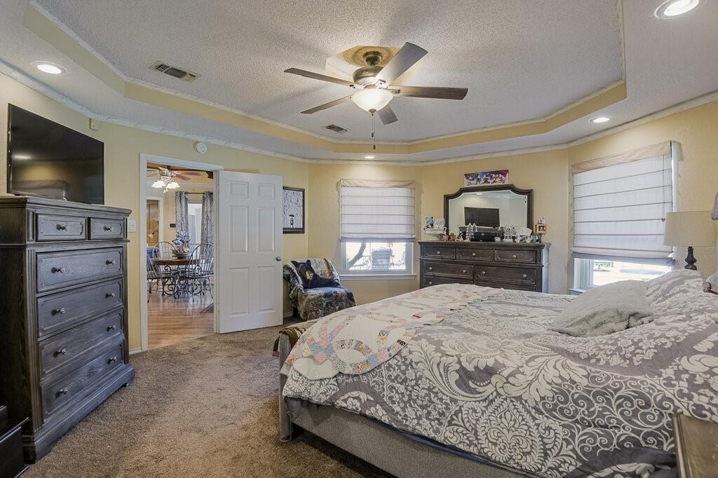 Kennedale, Texas, 76060, United States, 3 Bedrooms Bedrooms, ,3 BathroomsBathrooms,Residential,For Sale,1995469