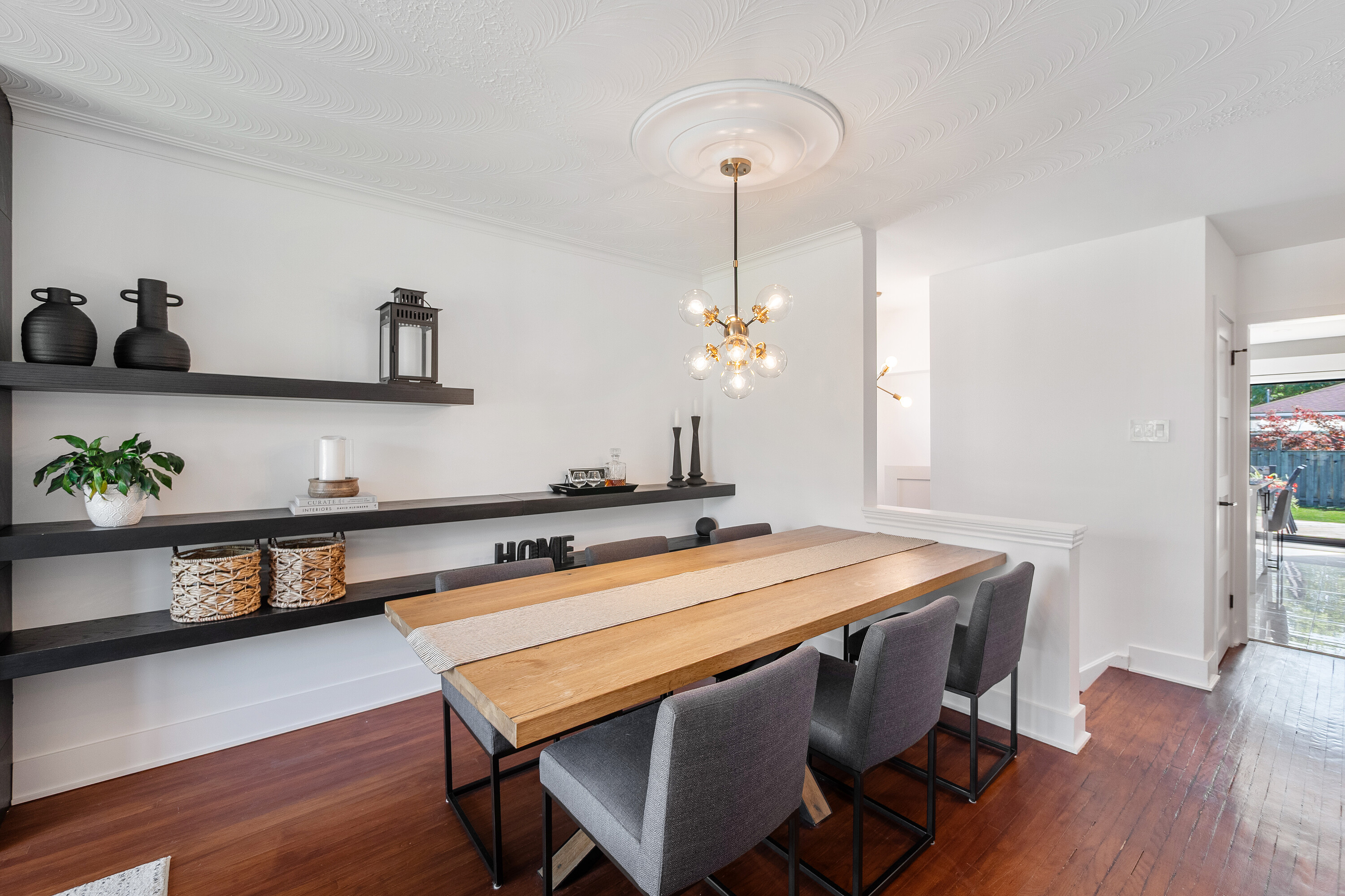  Exceptional Eringate Home - 物件實景