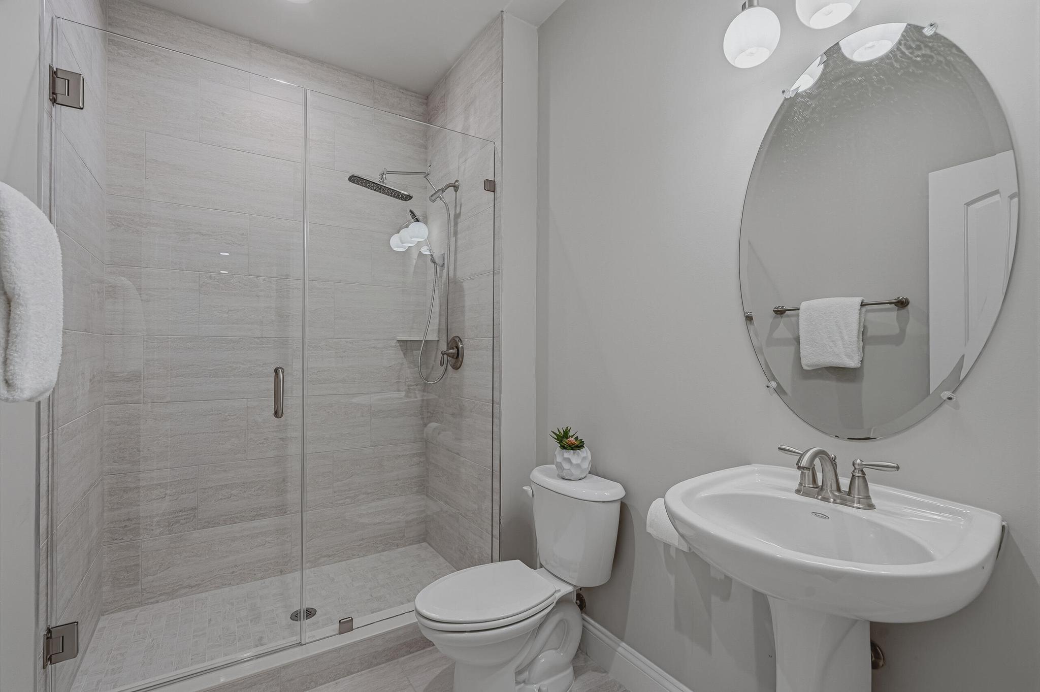  6804 Dean Drive, Mclean, VA, 22101 - 物件實景