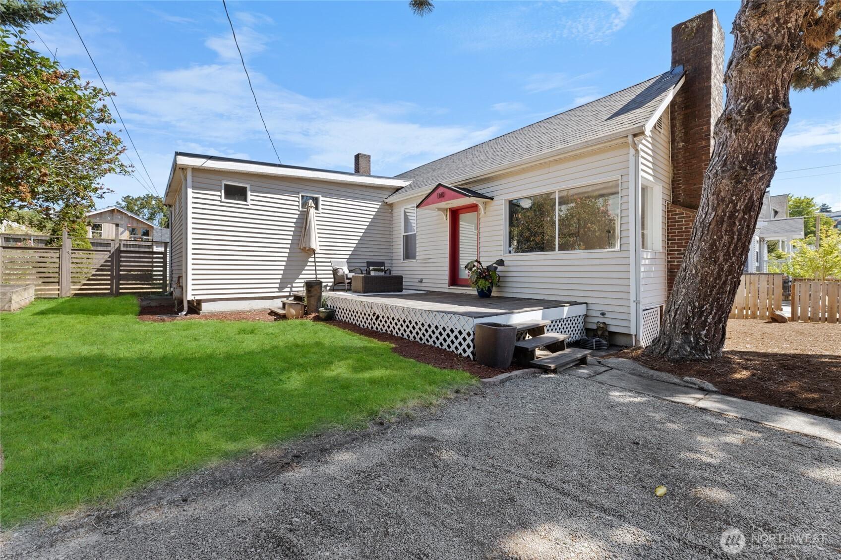 SEATTLE, Washington, 98108, United States, 4 Bedrooms Bedrooms, ,1 BathroomBathrooms,Residential,For Sale,1890479