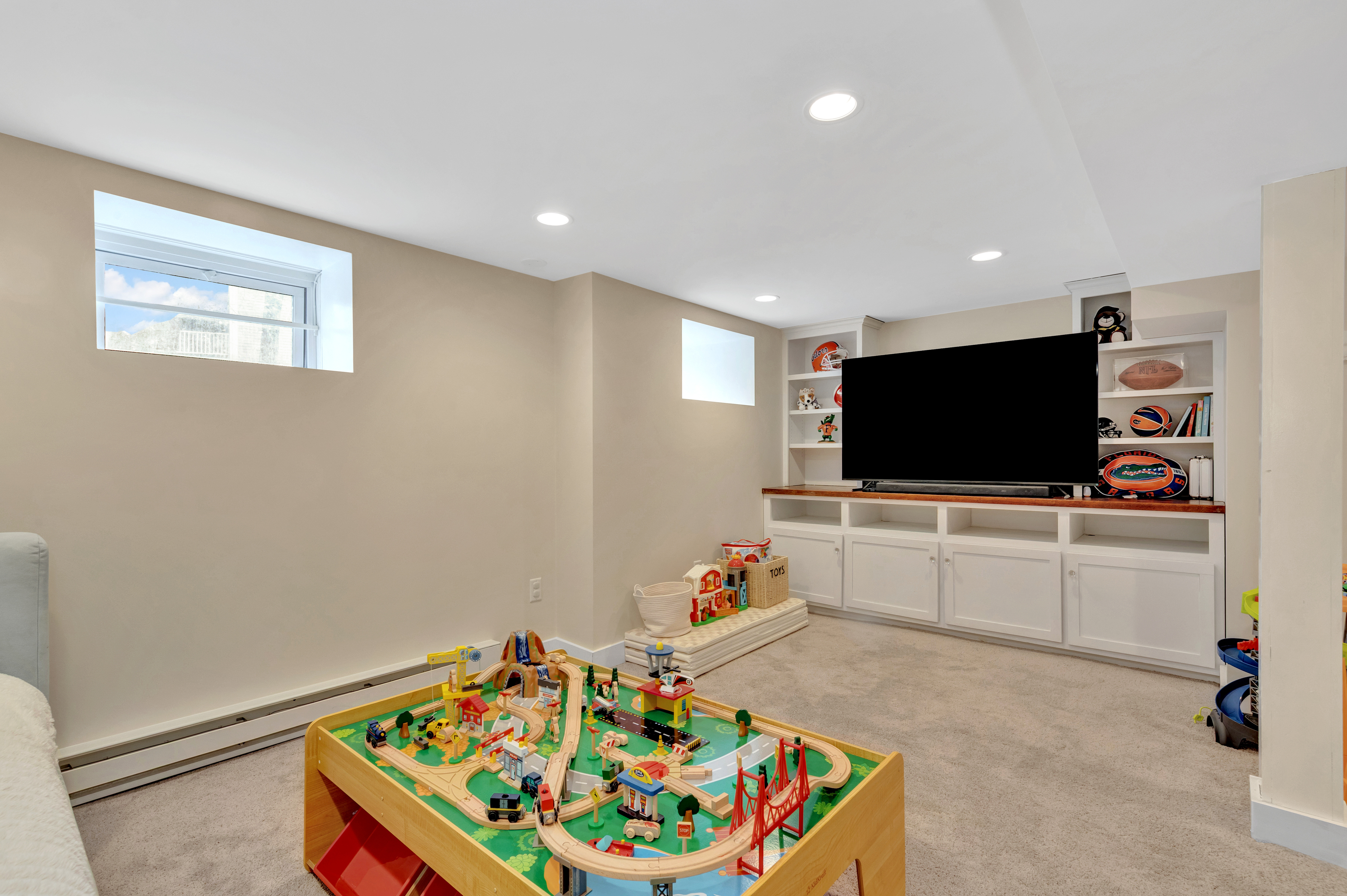  1 Orient Street, Winchester, MA, 01890 - 物件實景