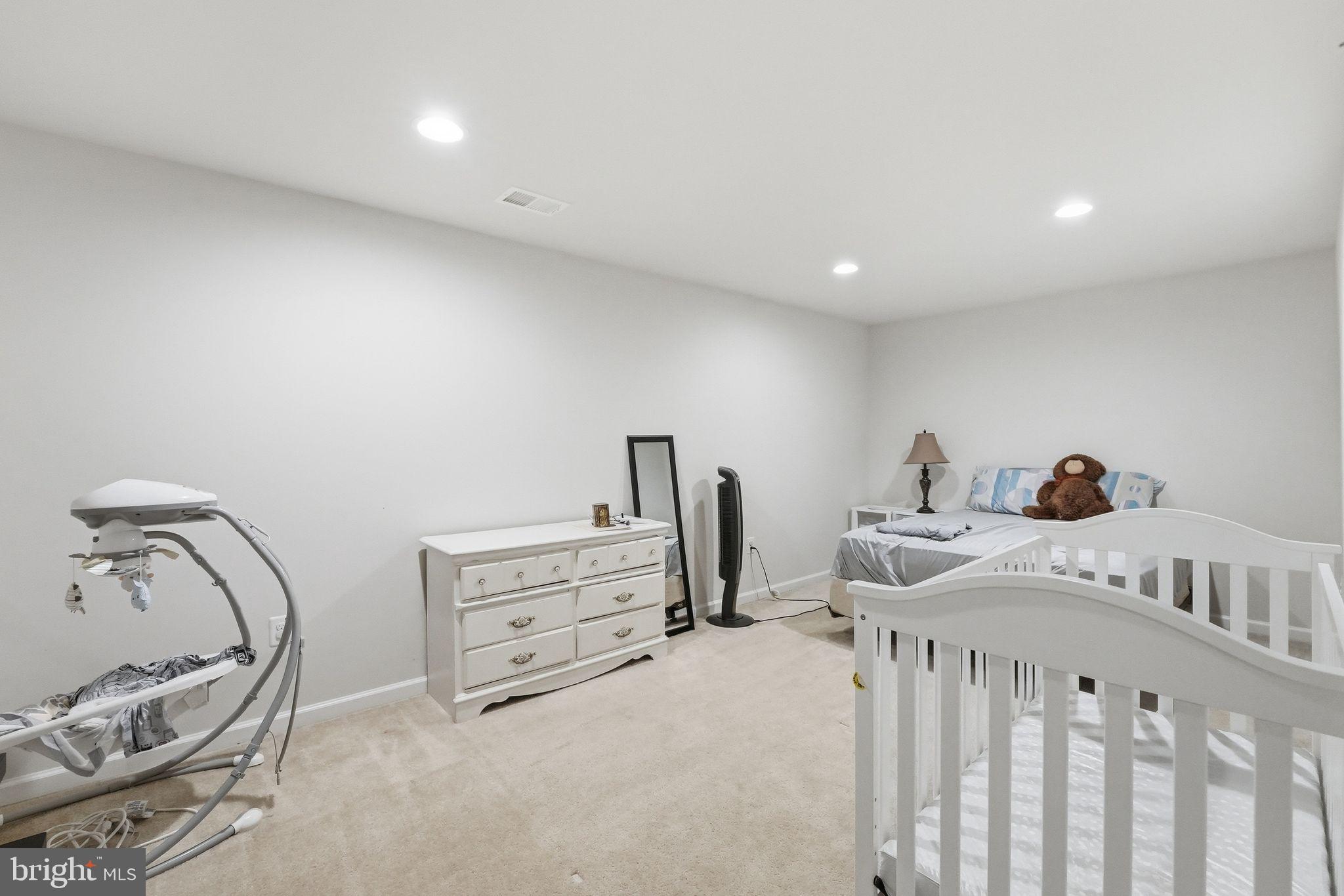 Culpeper, Virginia, 22701, United States, 5 Bedrooms Bedrooms, ,5 BathroomsBathrooms,Residential,For Sale,2043382