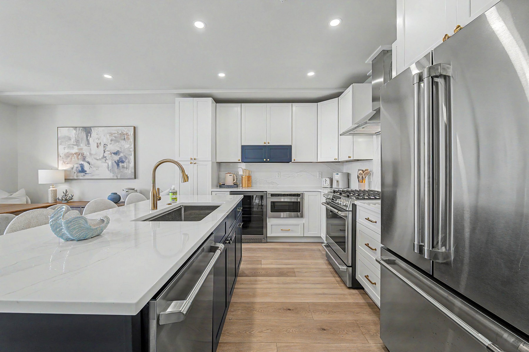  323 E Oak Avenue #101 - 物件實景
