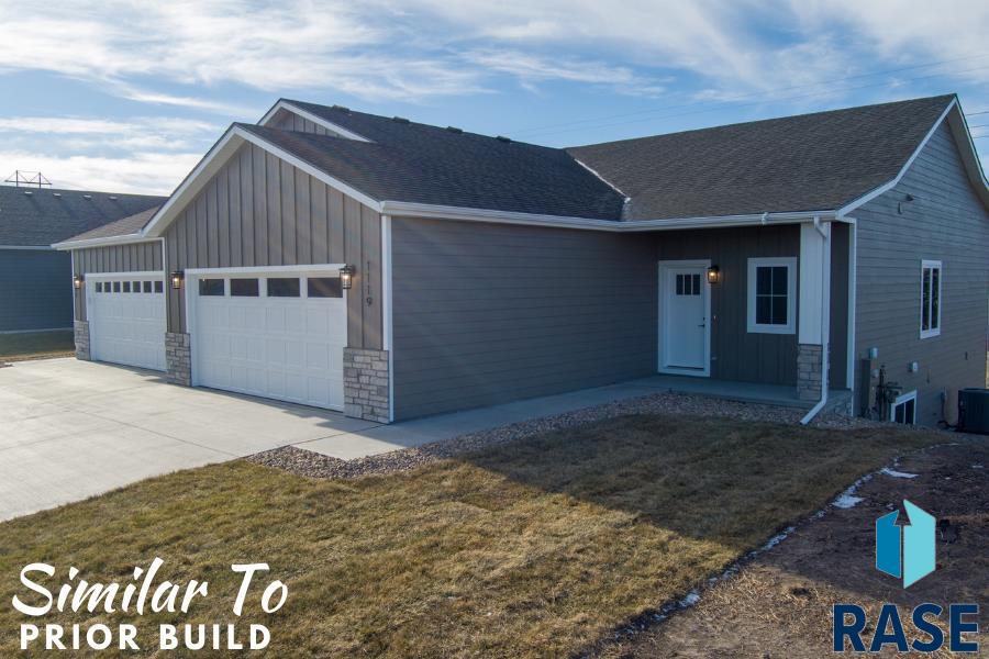 Sioux Falls, South Dakota, 57110, United States, 4 Bedrooms Bedrooms, ,2 BathroomsBathrooms,Residential,For Sale,1834808