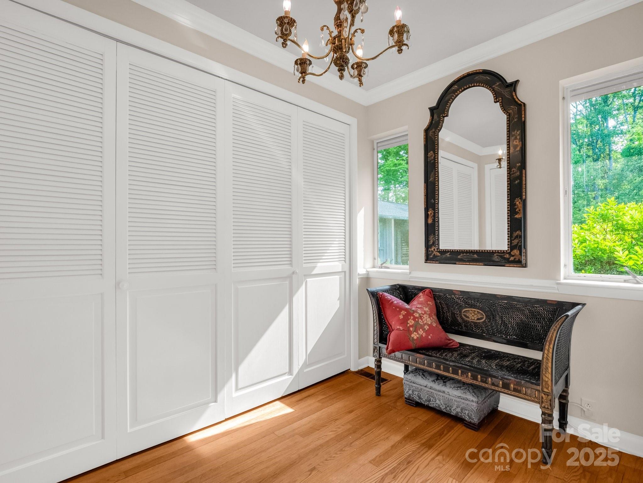 Landrum, South Carolina, 29356, United States, 3 Bedrooms Bedrooms, ,5 BathroomsBathrooms,Residential,For Sale,1847150