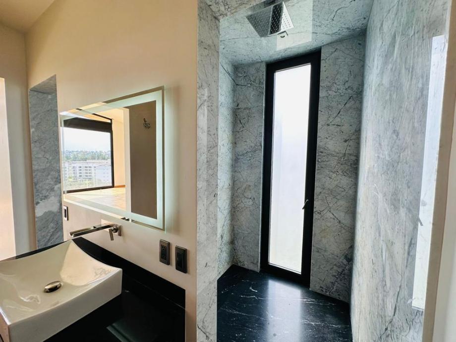 Mandarinas, Atizapán de Zaragoza, Estado de México, 52938, Mexico, 4 Bedrooms Bedrooms, ,4 BathroomsBathrooms,Residential,For Sale,Mandarinas,1615930