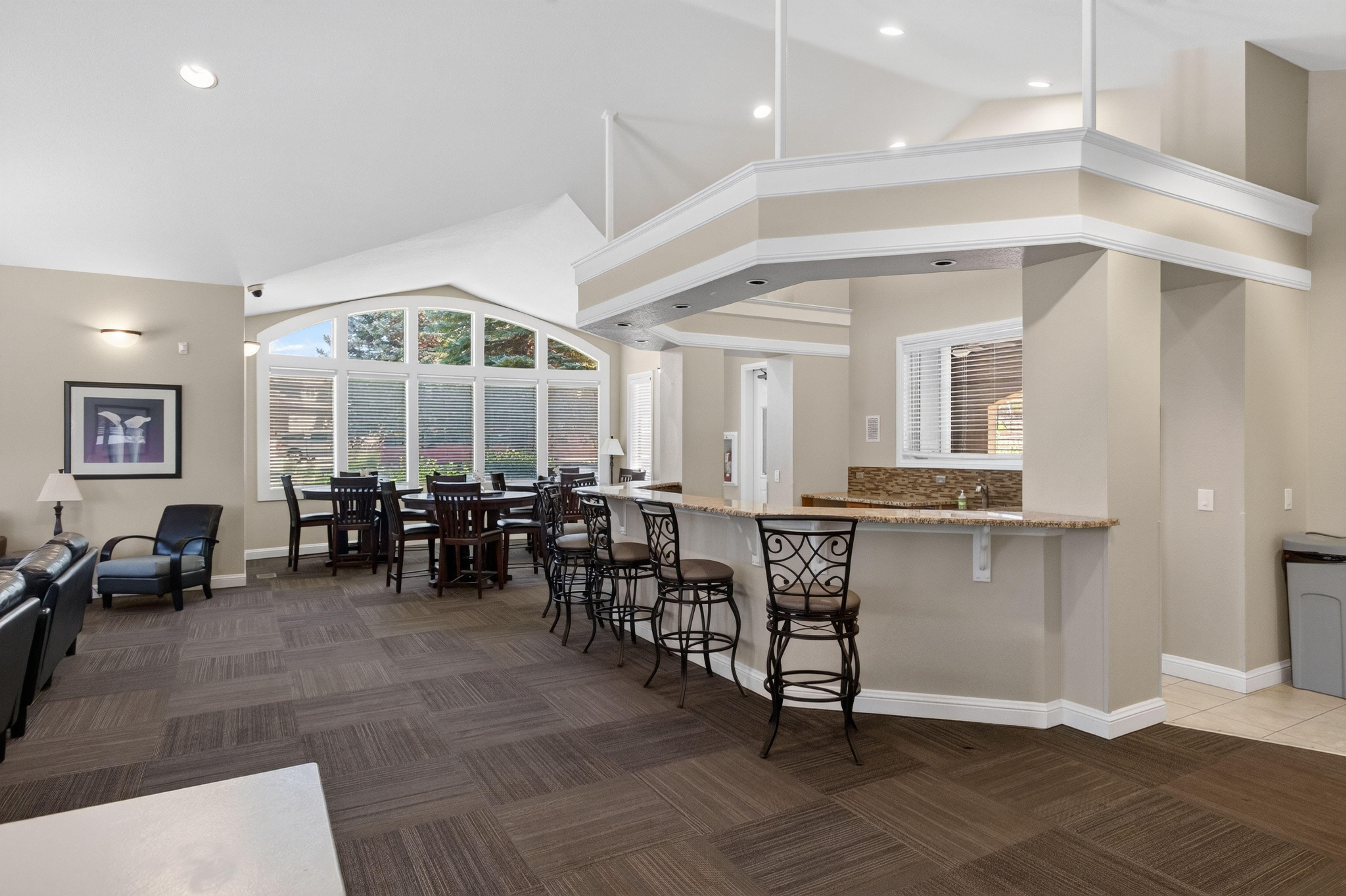  Silver Mesa Gated Retreat Mountain Views Spa Suite & Modern Kitchen - 物件實景