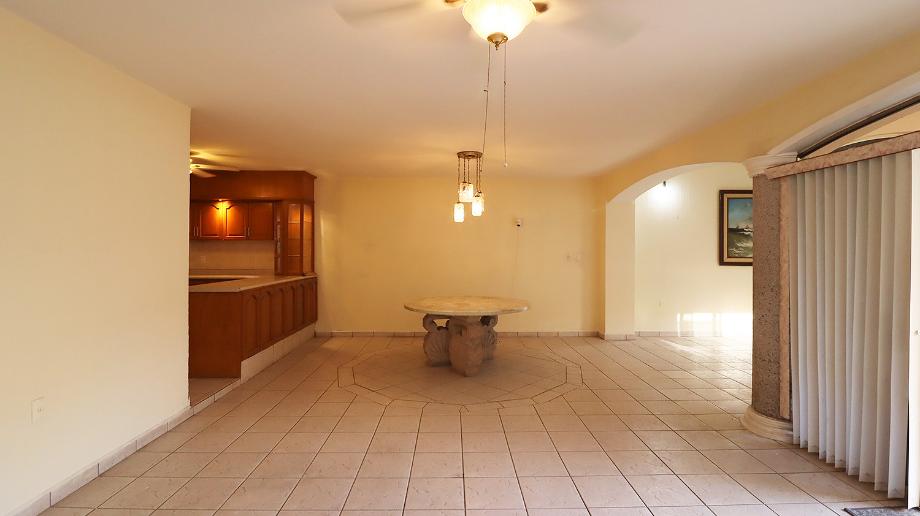 Guadalajara, Jalisco, 44520, Mexico, 4 Bedrooms Bedrooms, ,3 BathroomsBathrooms,Residential,For Sale,1916689
