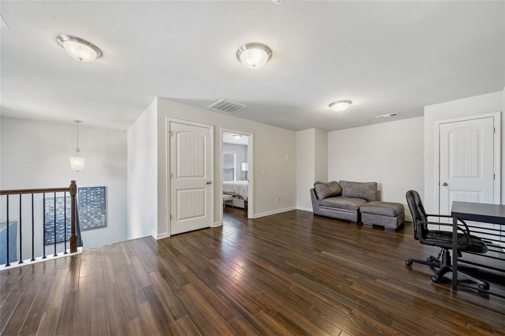 Flowery Branch, Georgia, 30542, United States, 4 Bedrooms Bedrooms, ,3 BathroomsBathrooms,Residential,For Sale,1901003