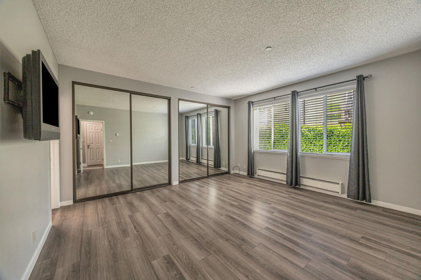 San Mateo, California, 94401, United States, 3 Bedrooms Bedrooms, ,2 BathroomsBathrooms,Residential,For Sale,1885391