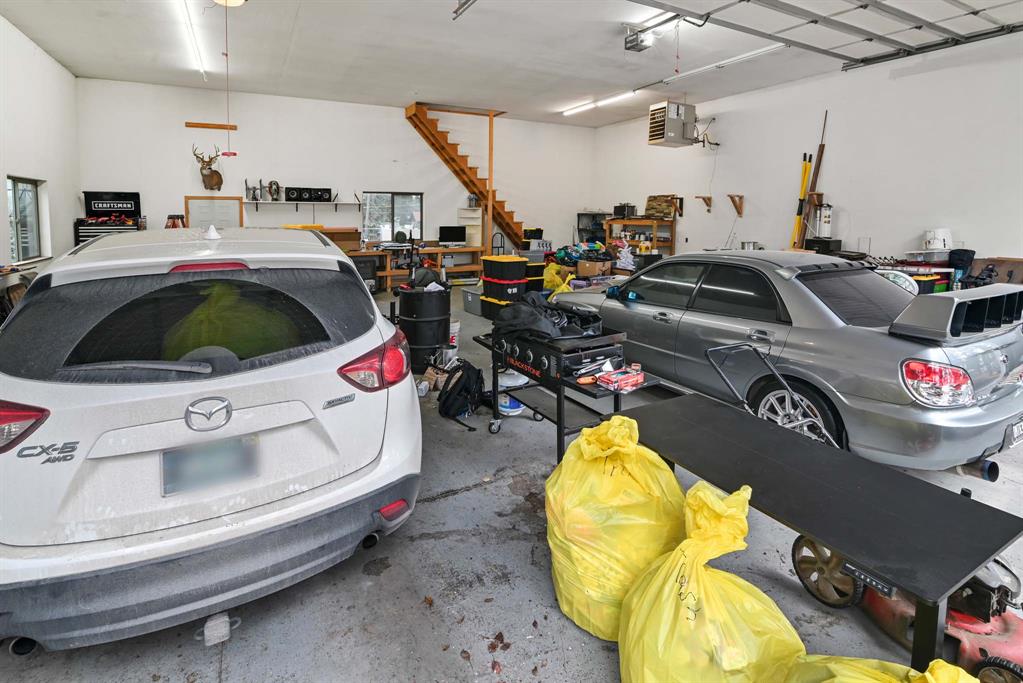 Columbia Falls, Montana, 59912, United States, 7 Bedrooms Bedrooms, ,2 BathroomsBathrooms,Residential,For Sale,1990809