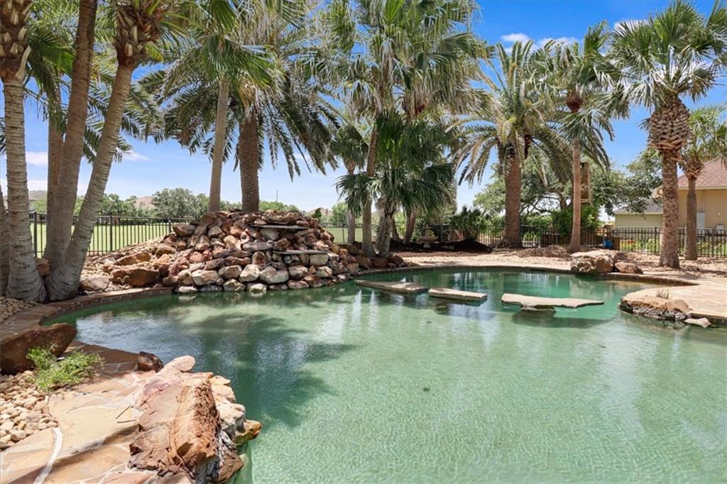 Corpus Christi, Texas, 78414, United States, 4 Bedrooms Bedrooms, ,4 BathroomsBathrooms,Residential,For Sale,1874378
