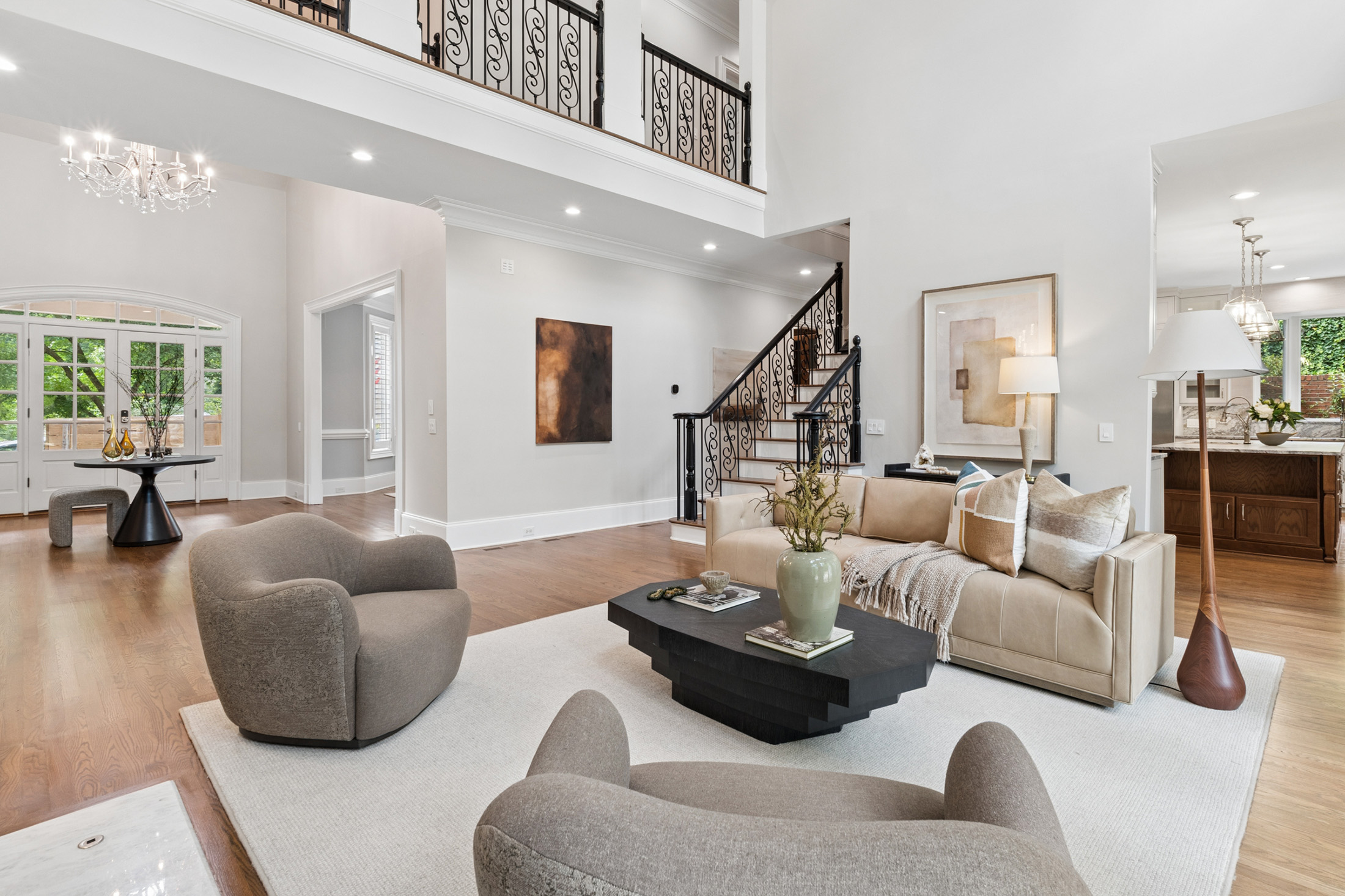  Timeless Design, Privacy, and Exceptional Outdoor Living in Sandy Springs - 物件實景