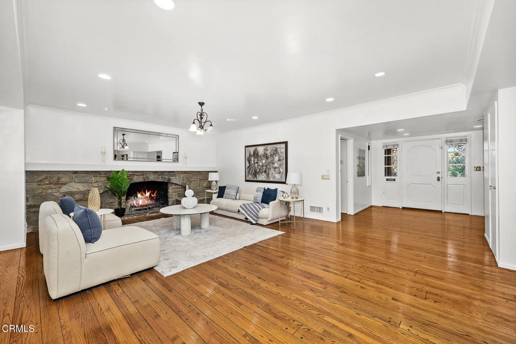 San Marino, California, 91108, United States, 5 Bedrooms Bedrooms, ,3 BathroomsBathrooms,Residential,For Sale,2002959