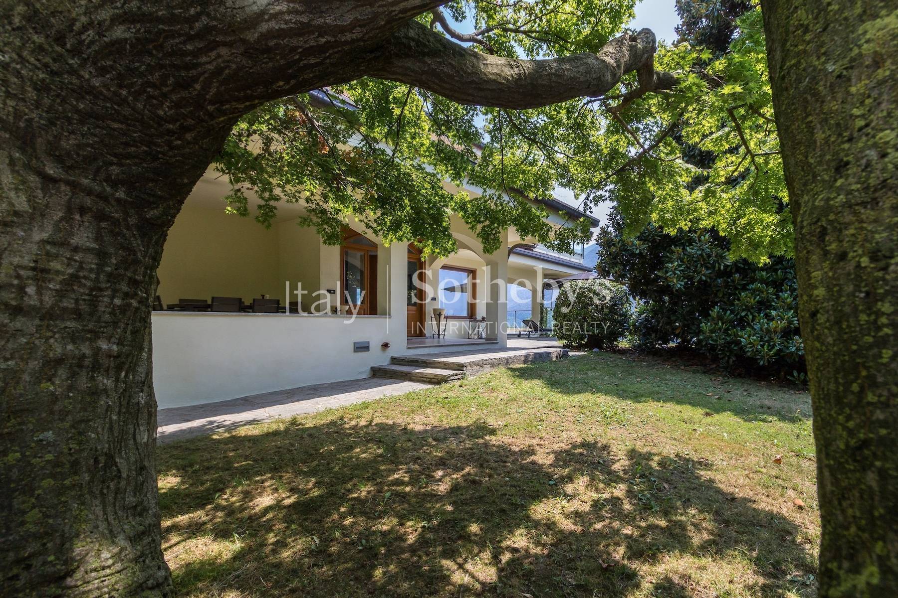 Prestigious modern villa with lake view - 物件實景