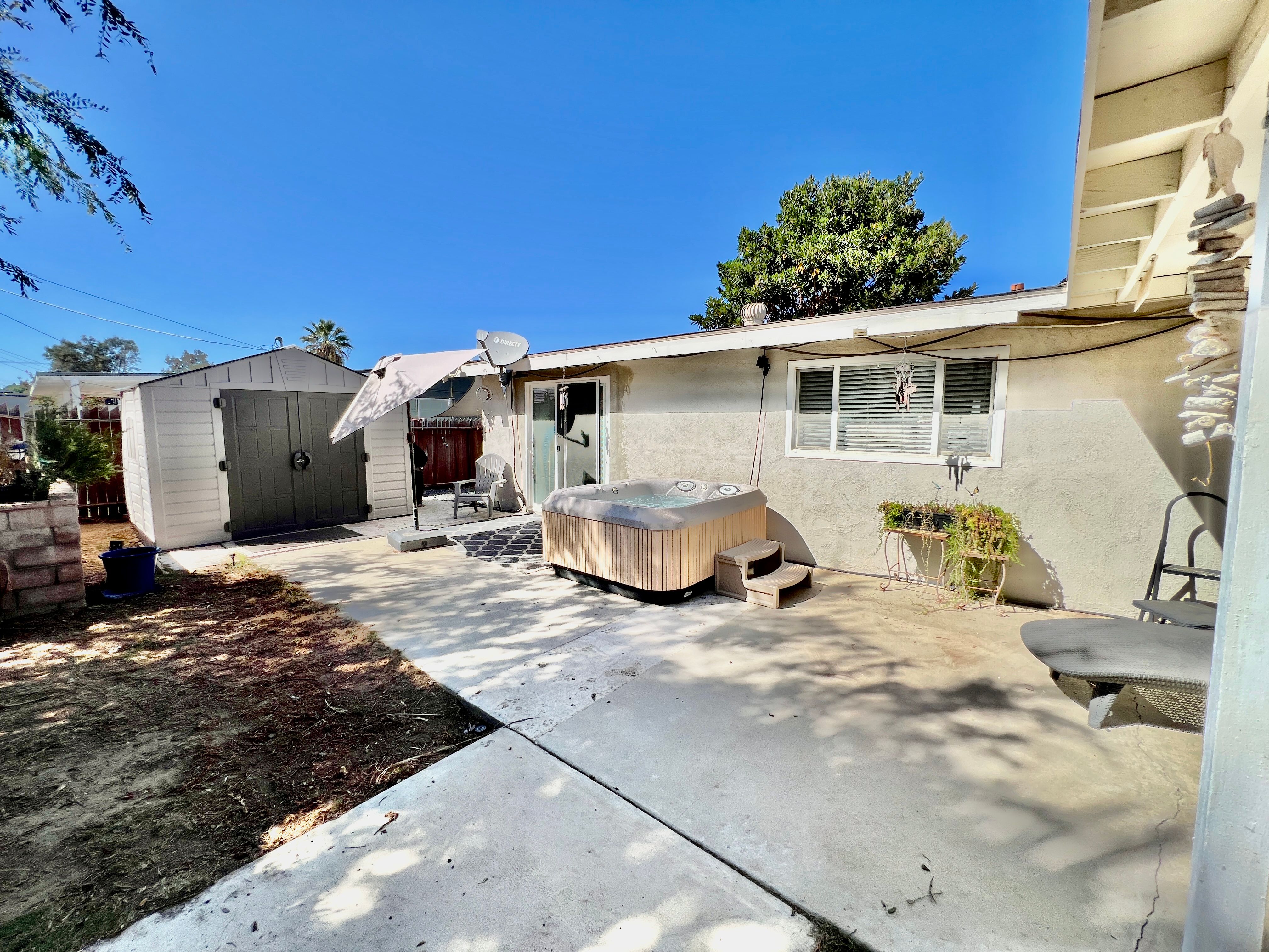  928 Bluecrest Street , Corona , CA 92882 - 物件實景