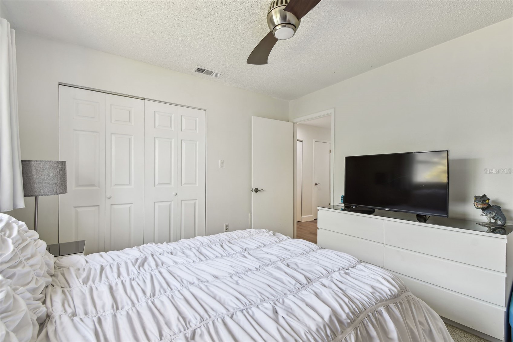 Tampa, Florida, 33615, United States, 3 Bedrooms Bedrooms, ,2 BathroomsBathrooms,Residential,For Sale,1915147