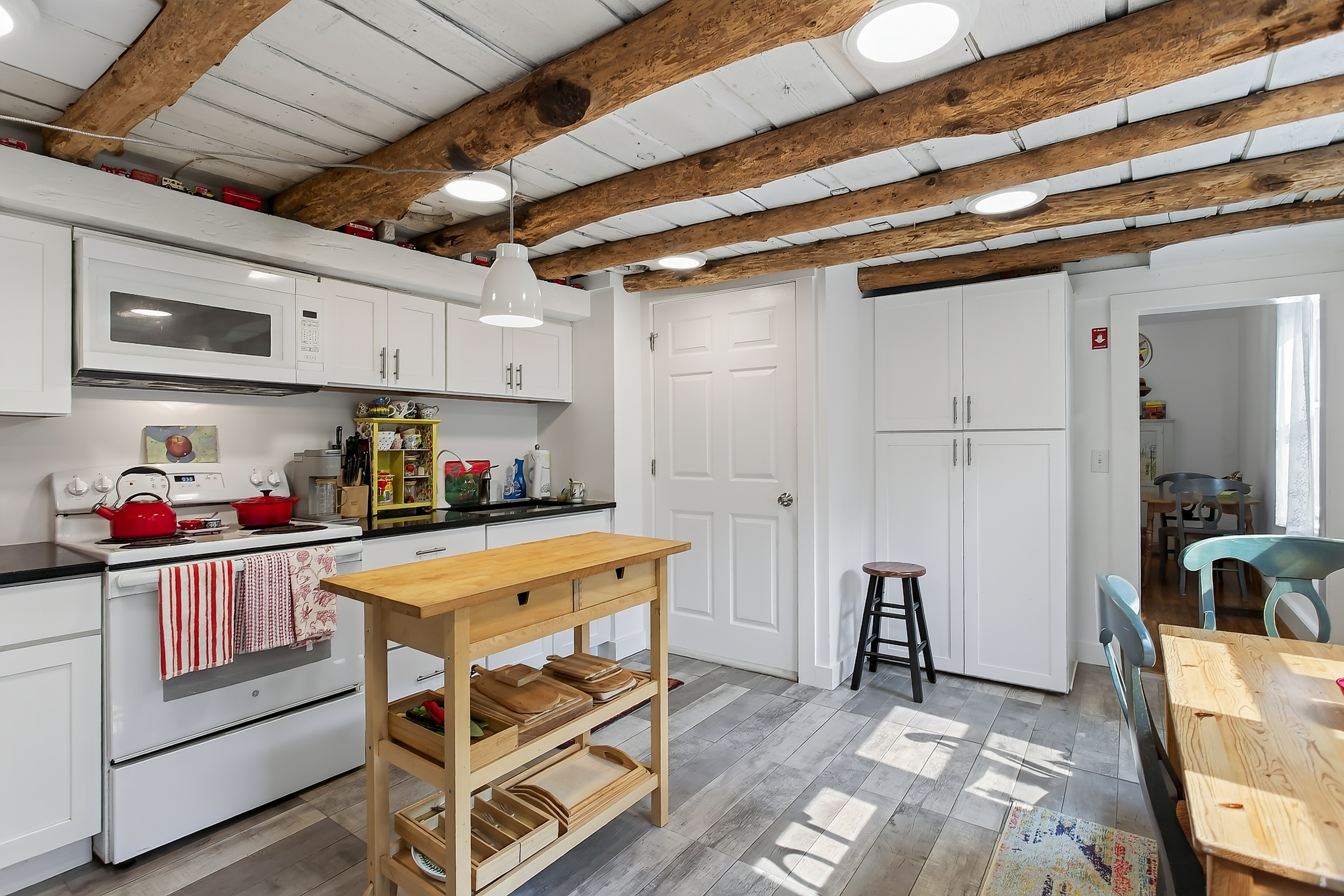  Two Homes. Four Keys. Infinite Potential in the Heart of Housatonic. - 物件實景