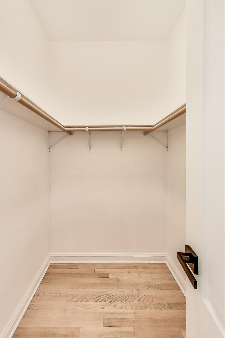 Chicago, Illinois, 60647, United States, 3 Bedrooms Bedrooms, ,2 BathroomsBathrooms,Residential,For Sale,1957515