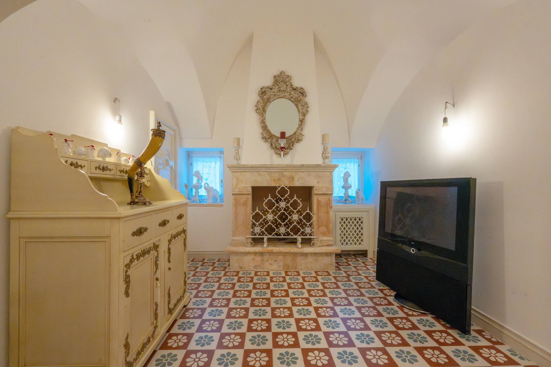 Martina Franca, Taranto, 74015, IT, 9 Bedrooms Bedrooms, ,12 BathroomsBathrooms,Residential,For Sale,1947823