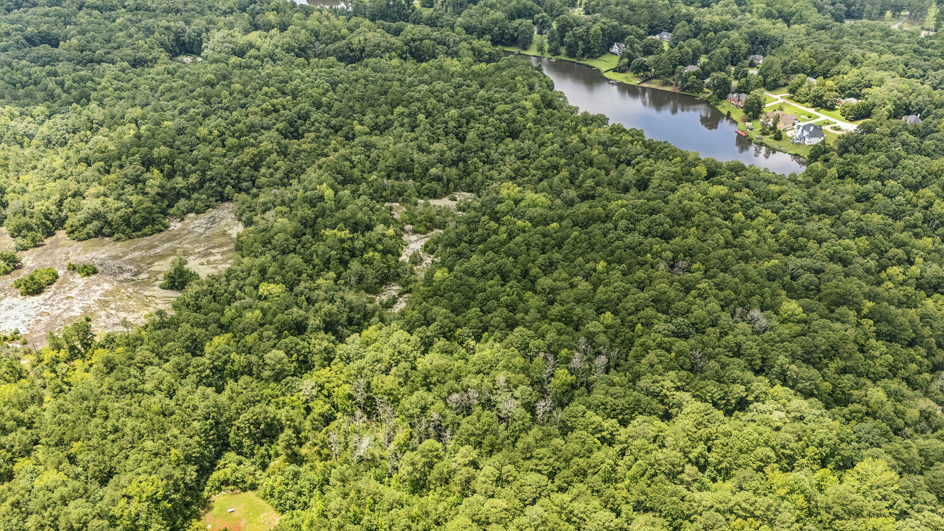  Incredible Development Opportunity on Over Ten Acres on Prime Stockbridge Site - 物件實景
