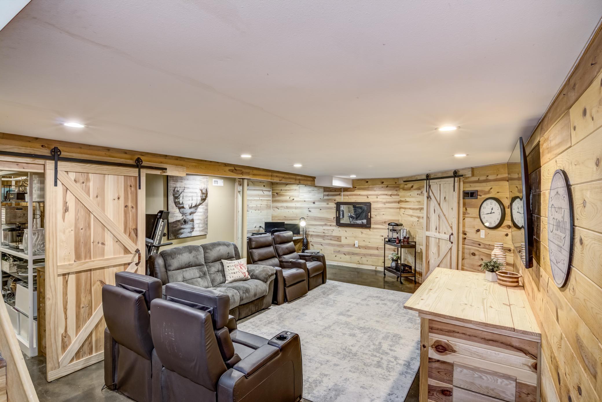 Augusta, Wisconsin, 54722, United States, 4 Bedrooms Bedrooms, ,4 BathroomsBathrooms,Residential,For Sale,2049403