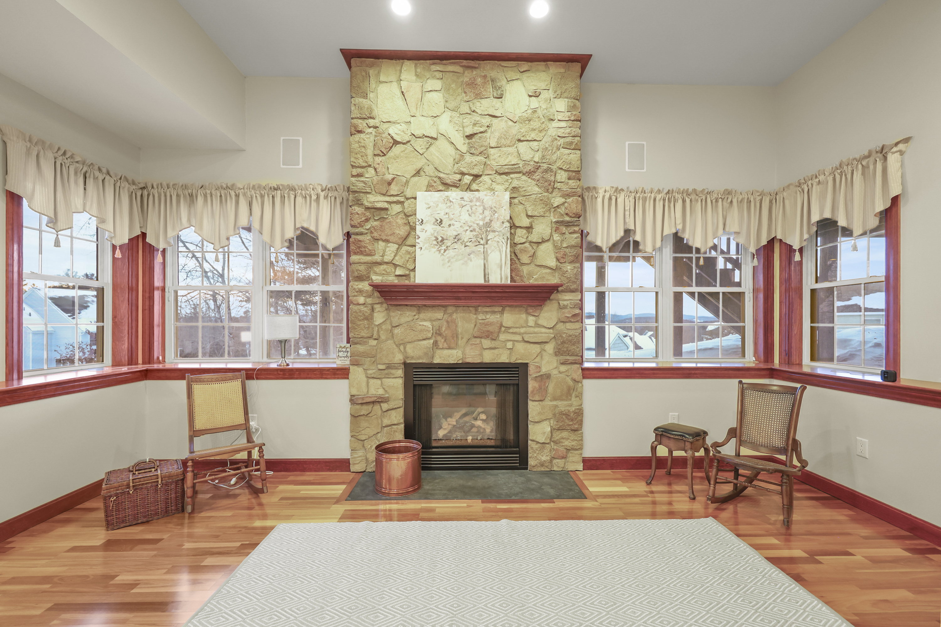  Majestic & Magical Berkshire Mountaintop Home with Views - 物件實景