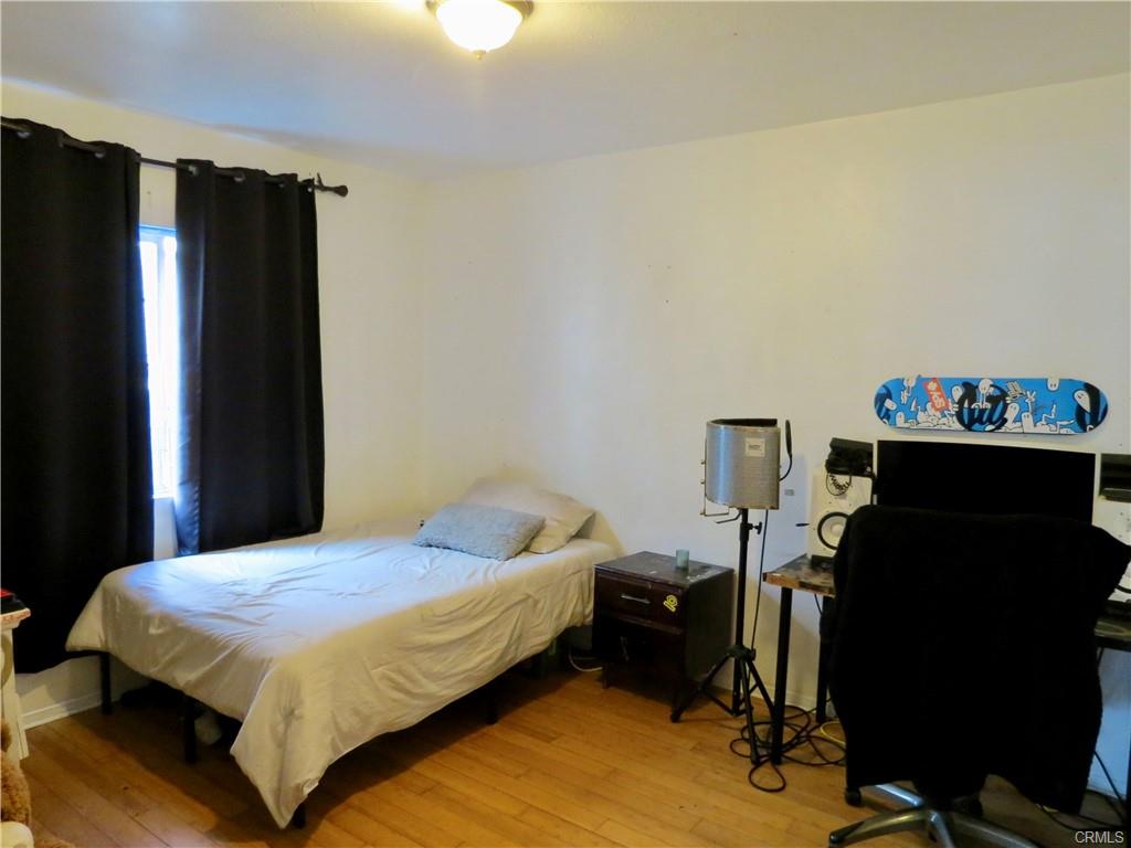 Los Angeles, California, 90044, United States, 3 Bedrooms Bedrooms, ,2 BathroomsBathrooms,Residential,For Sale,1899668