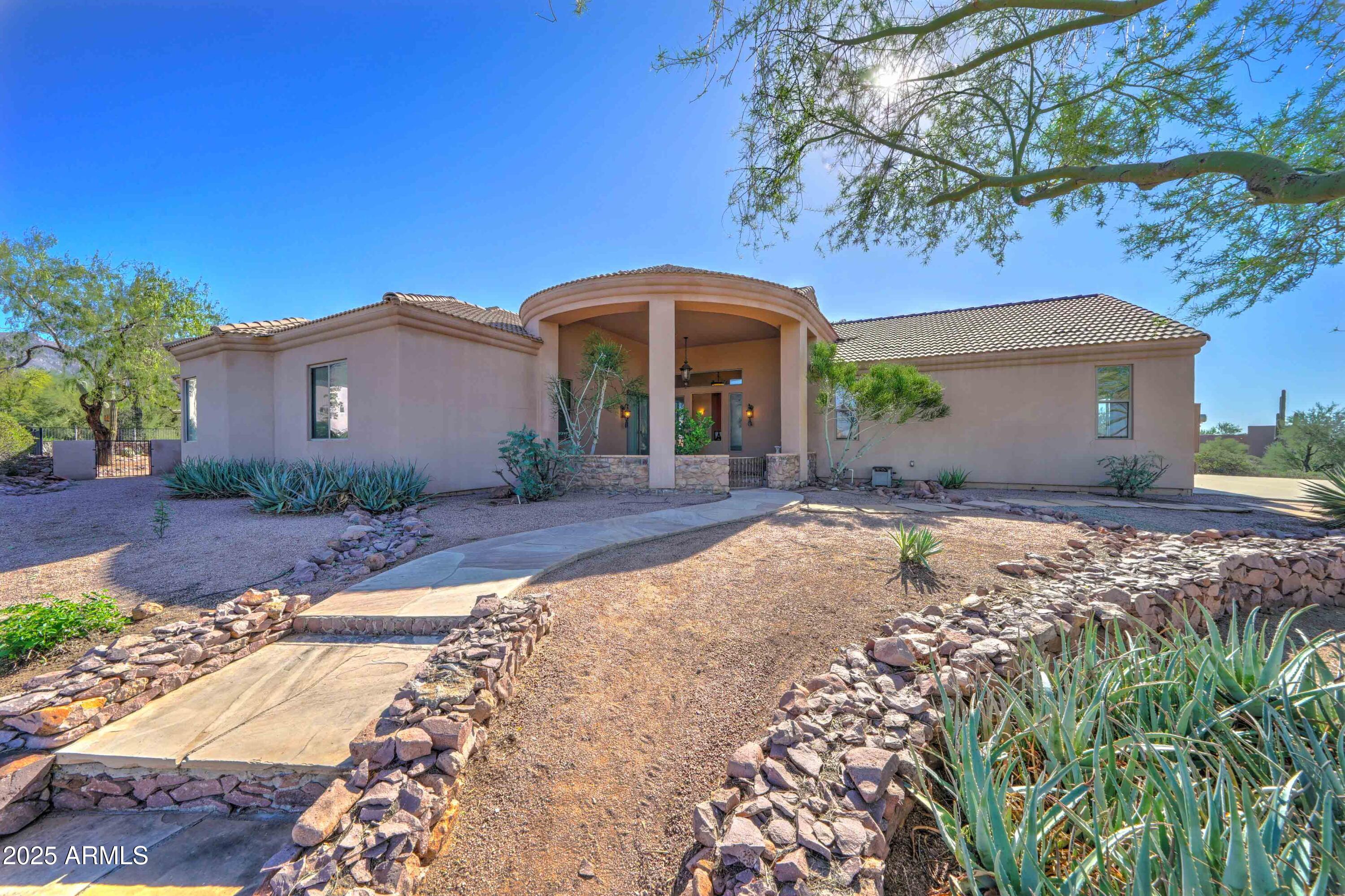 Gold Canyon, Arizona, 85119, United States, 3 Bedrooms Bedrooms, ,2 BathroomsBathrooms,Residential,For Sale,1992820
