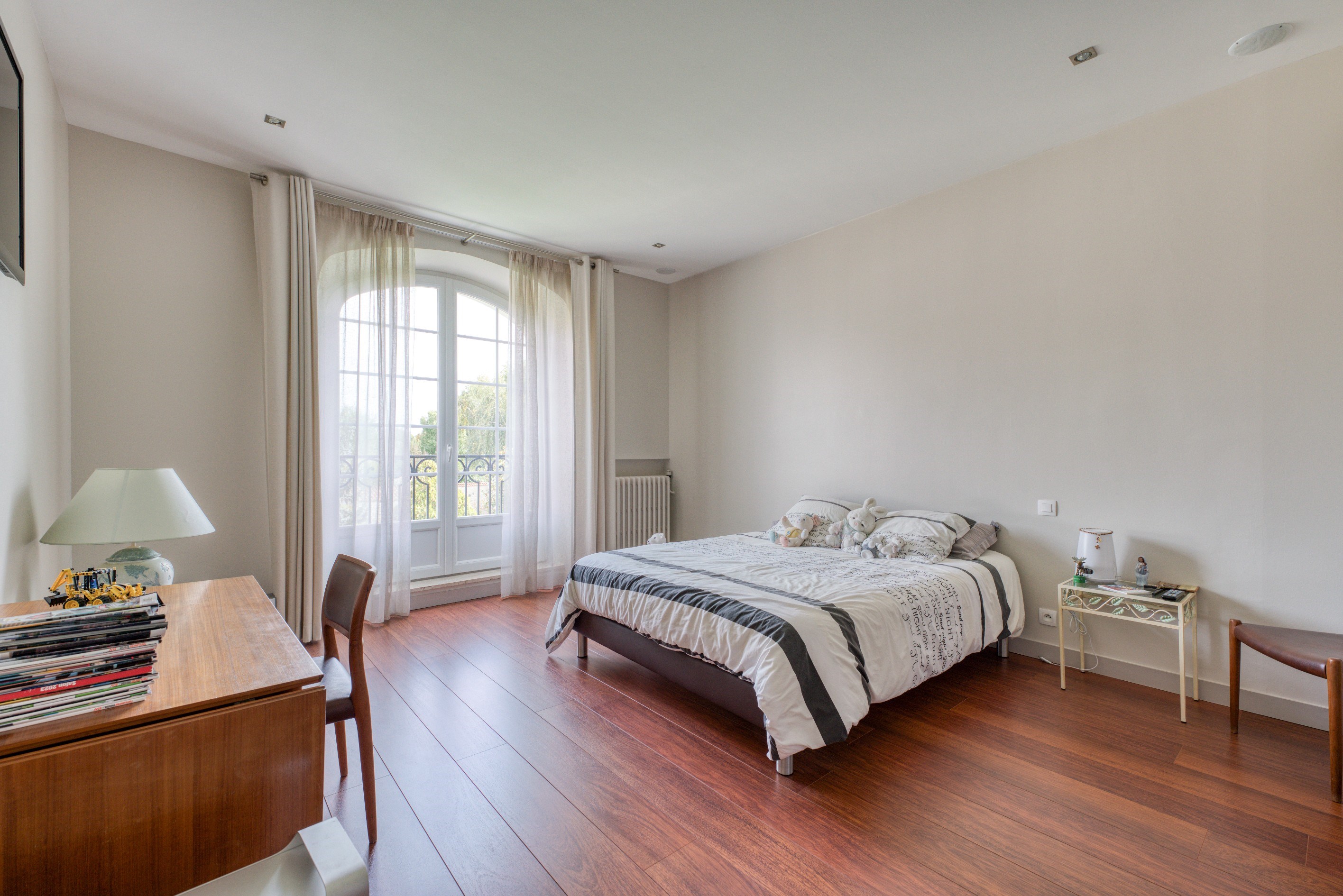  Magnificent property completely renovated with great potential - 物件實景