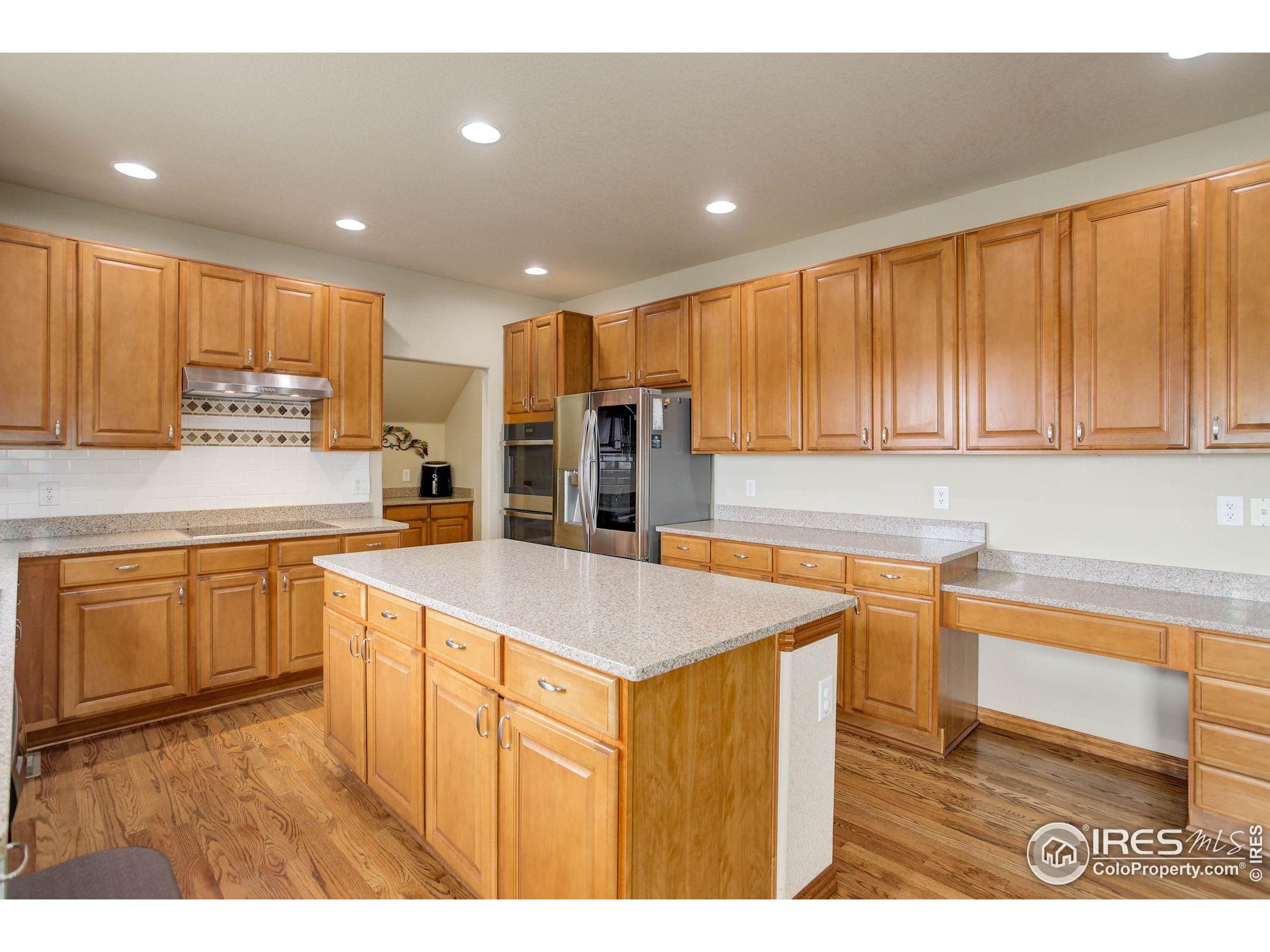 Erie, Colorado, 80516, United States, 5 Bedrooms Bedrooms, ,5 BathroomsBathrooms,Residential,For Sale,1906892